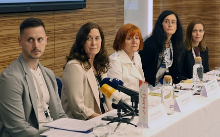 (FOTO) Duševno zdravje mladih: Ni dovolj prepoznati stiske, treba je imeti pomoč