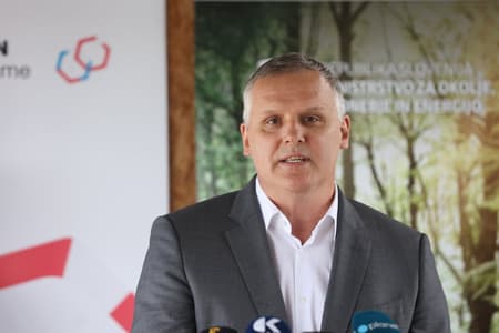 Predlog ukrepov za energetski šok: Panike ni, a pripraviti se je treba na najhujše