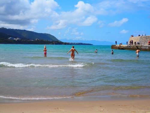 Na priljubljeni obali uvajajo stroga pravila: Za to dejanje boste plačali do 500 evrov kazni