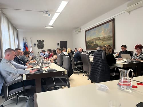 Na Ptuju višje cene odvoza odpadkov in dražji vrtec za otroke iz okoliških občin