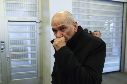 Vlada: Sova nesporno potrdila tuje vplive na volitve. Janša: Sova ni pokazala dokazov