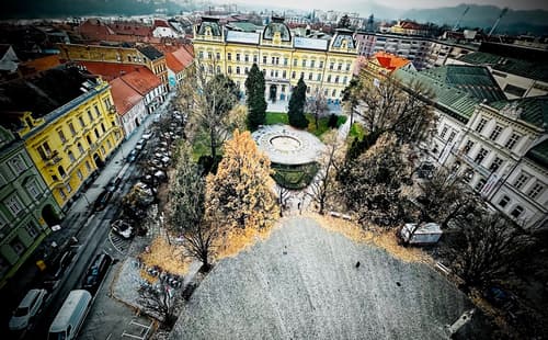 (MB-MC) Moj ata, demokratični kulak na Slomškovem trgu