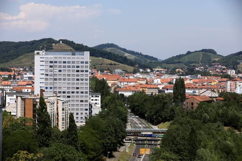 Točno 50 let najvišje stolpnice v Mariboru: Od ponosa mesta do potrebe po prenovi