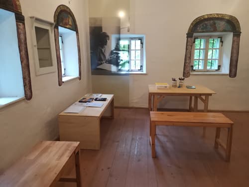 Spominska hiša Alme M. Karlin znova vabi: Ob sobotah brezplačna vodenja
