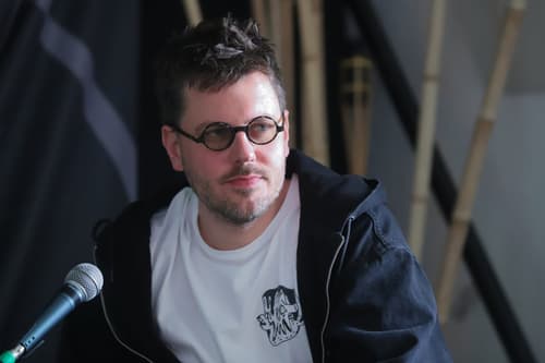 Matej Stupica: S podobo ustvariš svet, ki ne potrebuje teksta