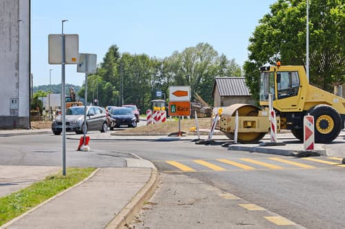 (FOTO) Krožišče v Framu: Več kot sto dni del, kolone in živci voznikov, a kmalu konec