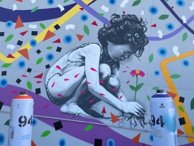 Umetnik Aleksander Fenos opravil velik grafitarski izziv
