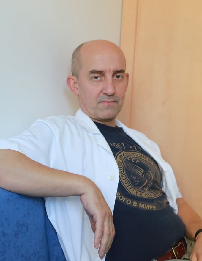 (INTERVJU) Psihiater Miran Pustoslemšek: Leto 2020 je tu in depresija je zmagala