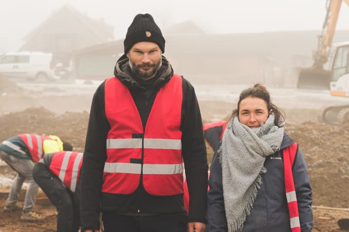 Arheologa Reneja Masaryka in Ivo Jennie Roš so ostanki rimske peči in množica keramike razveselili.
 