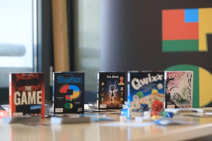 Sodobne igre s kartami in kockami v založbi Pravi junak Foto: Robert Balen