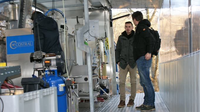 V novem centru bo skladiščena sodobna mobilna polnilna linija. Foto: Jernej GOLC