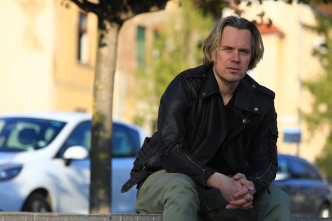 (INTERVJU) Vasja Jager: Sledijo svojim ambicijam, nikoli niso nič krivi in govorijo svojo počivalščino