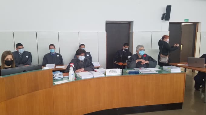 (FOTO) Sojenje v zadevi Teš: Obramba zaradi suma pristranskosti zahteva izločitev sodnice