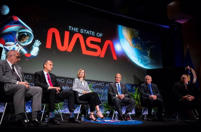 Na Marsu smo, gremo na Venero: Nasa predstavila podrobnosti dveh vesoljskih odprav, težkih kar milijardo dolarjev