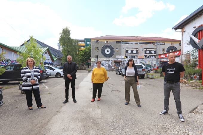 V Pekarni smo sooočili Alenko Iskro, Gregorja Reichenberga, Marjo Guček, Urško Breznik in Ramiza Derlića