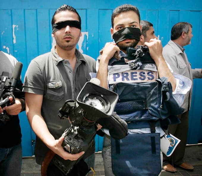 Novinar Boris Vasev: "Se ima Izrael pravico braniti kot okupator na okupiranem ozemlju?"