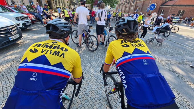 (FOTO) Skoraj 600 kolesark in kolesarjev na maratonu Okoli Pohorja