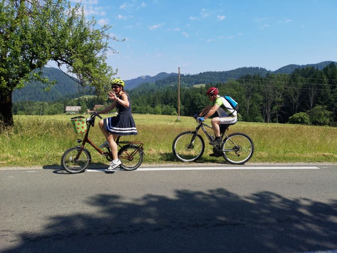 (FOTO) Skoraj 600 kolesark in kolesarjev na maratonu Okoli Pohorja