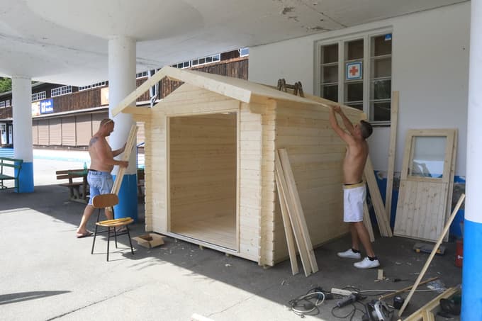 (FOTO) Mariborski otok: Zakaj je kopališče sredi vročinskega vala zaprto