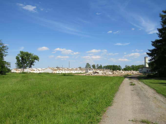 Perutnina se je odločila za rušitev opuščenih prašičjih farm v Dražencih. Foto: Slavica PIČERKO PEKLAR