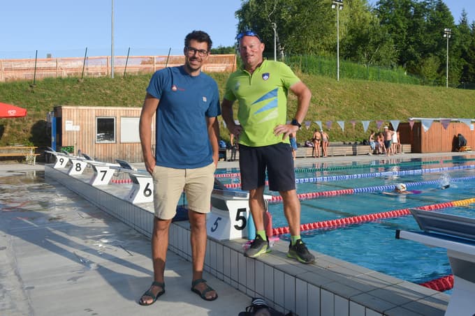 Z nekdanjim trenerjem Matijo Medveškom, ki bo na letošnjih olimpijskih igrah spremljal Janjo Šegel, se odlično razumeta. Foto: Nejc STROJNIK