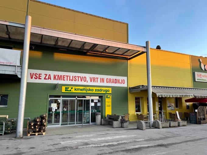 prodajni center KZ Lenart (foto: Darja Lukman Žunec)