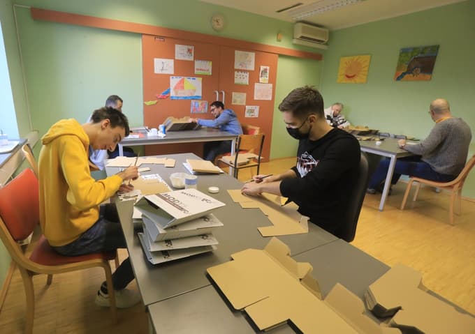 Čas Večerovih dobrih del: Delovni dan v centru Polž, ki je namenjen odraslim z motnjami v duševnem razvoju