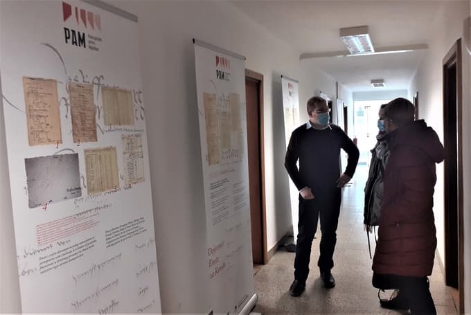 Razstava Biseri koroške arhivske dediščine iz arhivov PAM