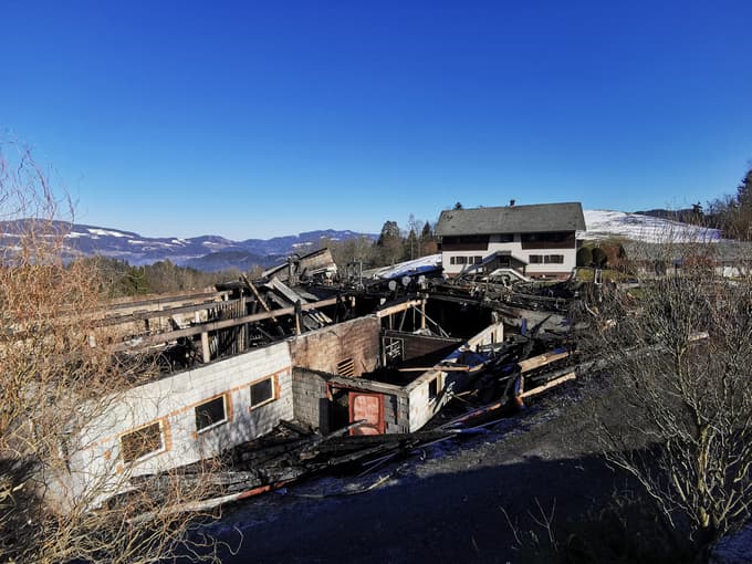 Posledice požara na kmetiji Bindiš