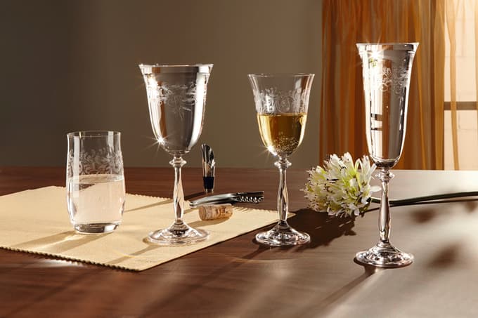 Očarajte goste z izborom pravih kozarcev za vsako priložnost