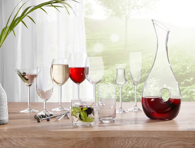 Očarajte goste z izborom pravih kozarcev za vsako priložnost