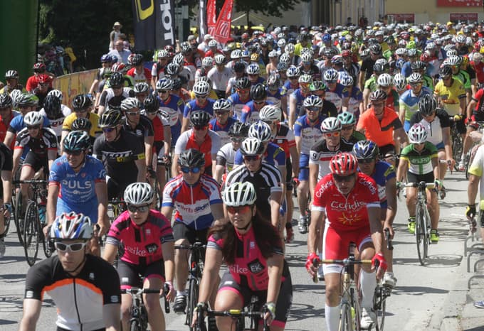 Vsi na kolesu, od dveletnikov do babic in dedkov