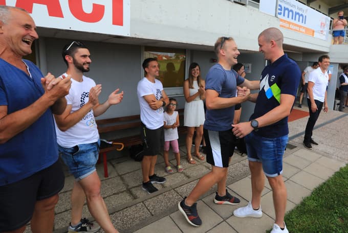 Rojaki so zaploskali odličnemu tekvondoistu.