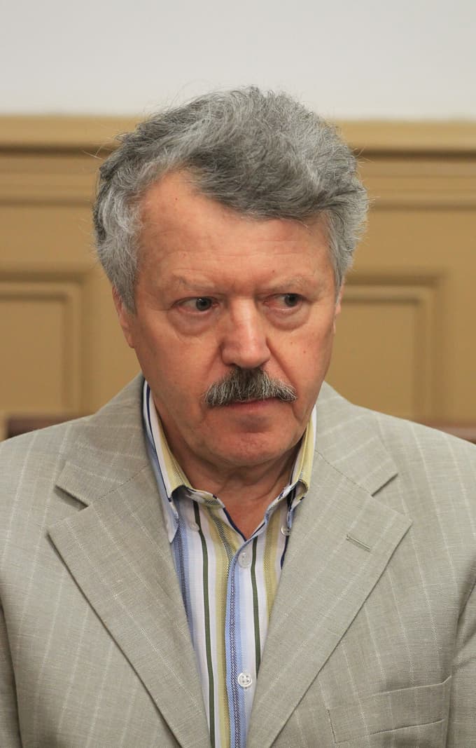 Pohorska vzpenjača: Rataj zavrnil očitek o goljufiji na škodo EU, njegov odvetnik računa na izločitev dokazov