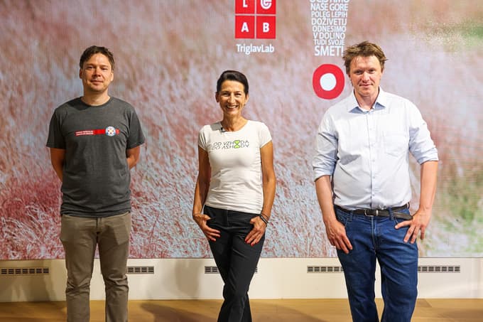 Sogovorci na posvetu Z otroki v hribe Gregor Hvalc, Betka Šuhel Mikolič, Uroš Kuzman 