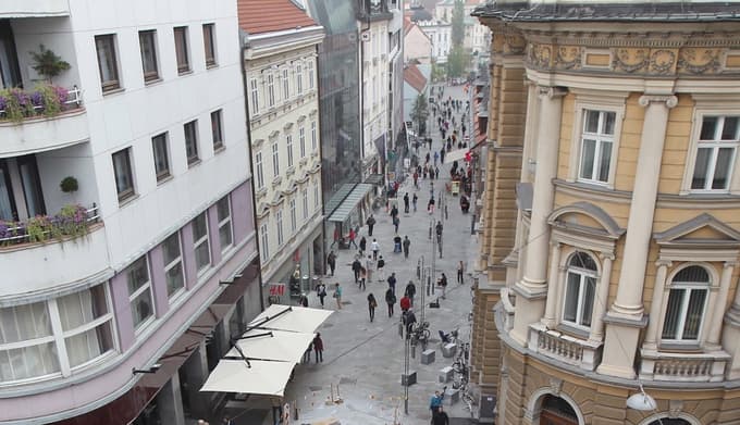 V Čopovi ulici v Ljubljani je 8. decembra lani policija posredovala pri dogodku, v katerem je bil udeležen Ljubljančan, 37-letni Armin Djutović, ki je kasneje v bolnici umrl.