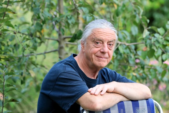 Roza zna narediti literaturo ne samo iz aktualnega pravopisa, ampak tudi iz zgodovine, ki je do njega pripeljala.