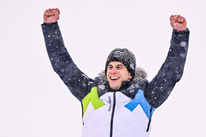 Šesta! Izjemni Žan Kranjec osvojil srebrno kolajno na olimpijskem veleslalomu
