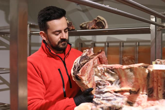 Kakšen kos pusti v zorilnici tudi 400 dni. To je za ljudi s posebnih okusom. 