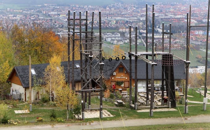 Koča na Trikotni jasi leta 2013