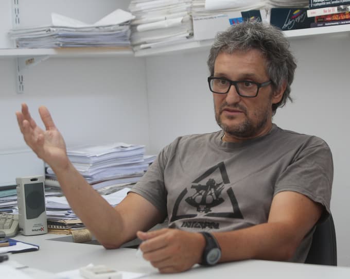 (POLEMIKA) Boris Vezjak o primeru Klampfer in filozofski fakulteti: Objavljaj ali pa boš odpuščen