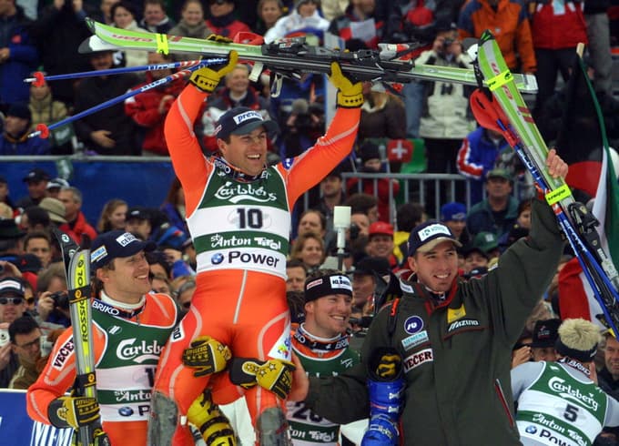 10. februar 2001 je Kunc slavil kolajno na ramenih Jureta Koširja, Reneja Mlekuža in Matjaža Vrhovnik.