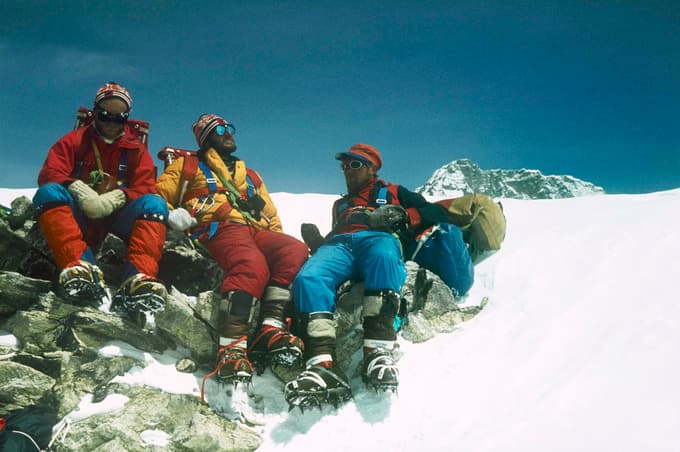 Takole so bili opremljeni člani jugoslovanske odprave na Everest leta 1979.