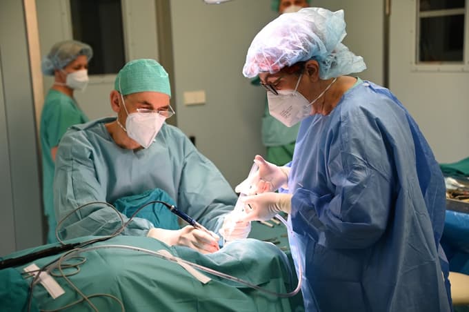 Reforma zdravstva kot politični
evergreen, kjer se lomijo različni interesi 