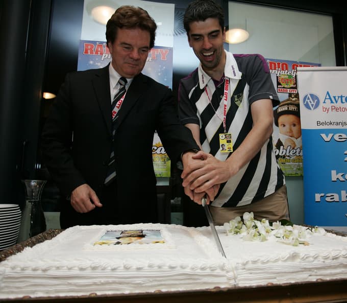 Mišo Hölbl je Radio City prodal Madžarom.