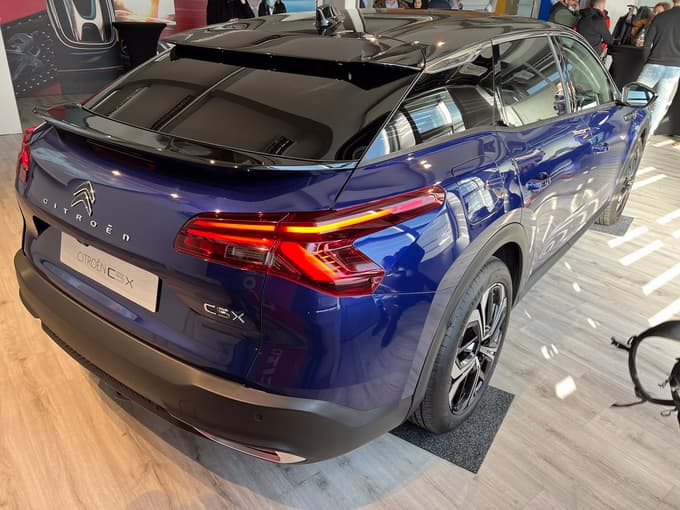 Citroën C5 je dobil še X