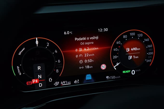 Volkswagen multivan: Vse se je začelo leta 1949, tokrat govorimo o že sedmi generaciji
