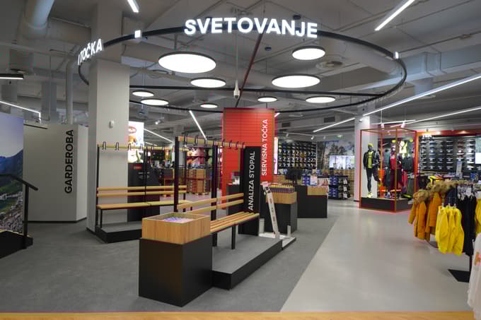 Odprtje najmodernejše Hervis trgovine v nakupovalnem središču Europark Maribor
