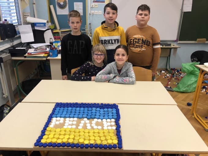 Ustvarjanje petošolcev je pokazalo, kako močno se jih je dotaknilo dogajanje v Ukrajini.