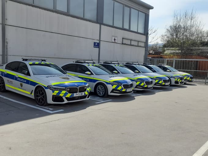 Policijska vozila za delo na naših avtocestah